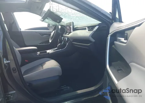 2024 Toyota Rav4 Xle из США, поврежденный, VIN 2T3W1RFV2RC254768